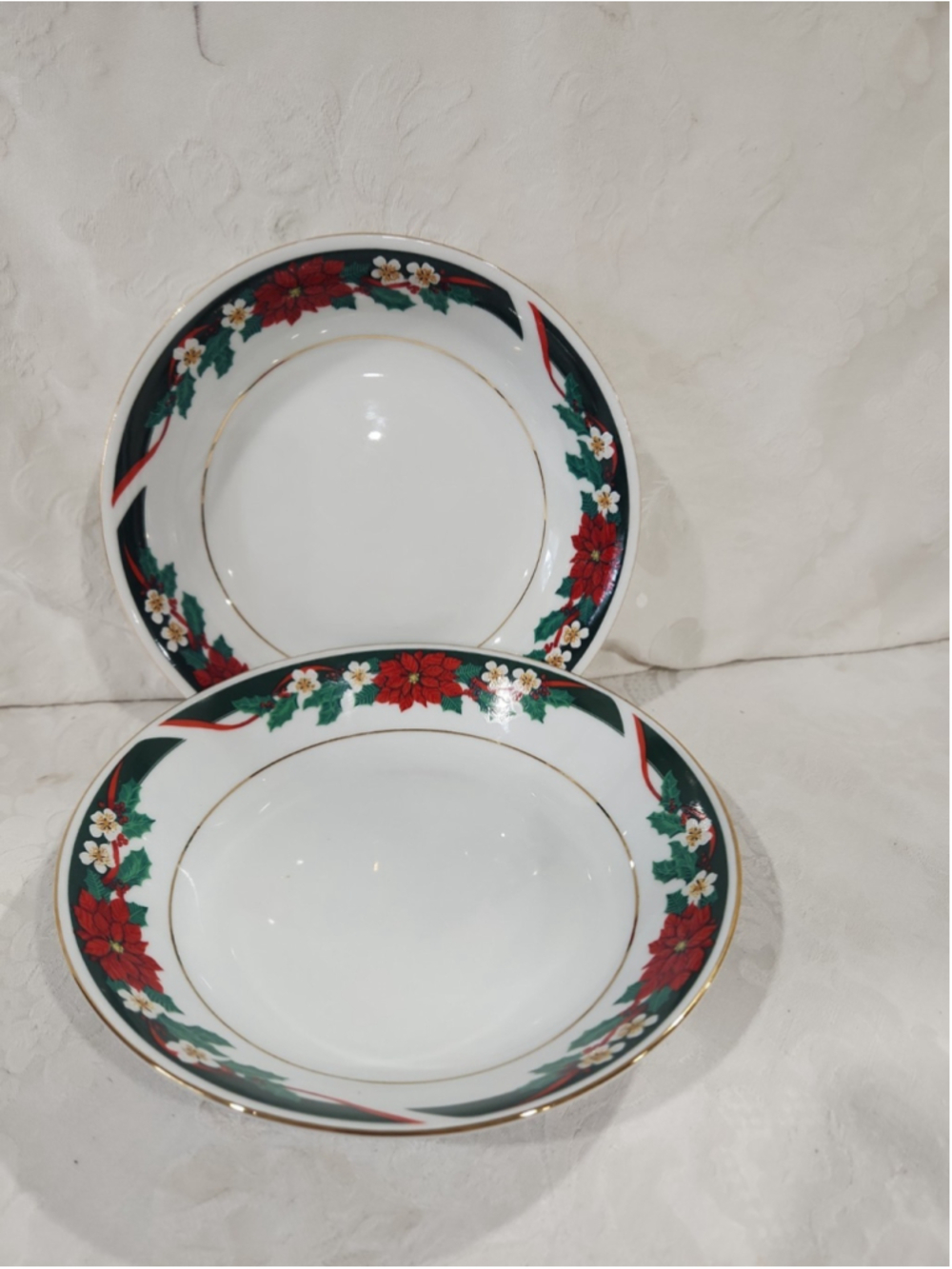 Tienshan China Deck The Halls Poinsettias Holiday 7.5” Soup Bowls 2pc